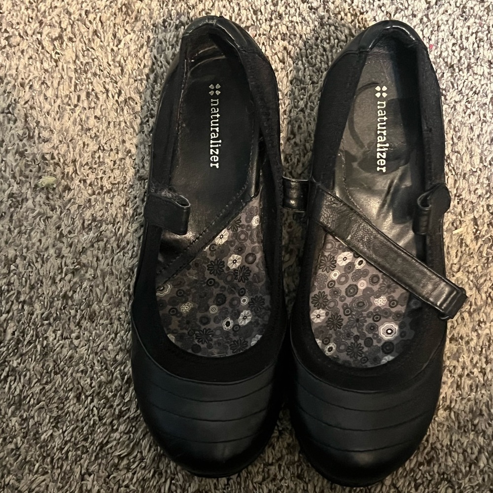 Brand New Mary Jane style shoes size 10M